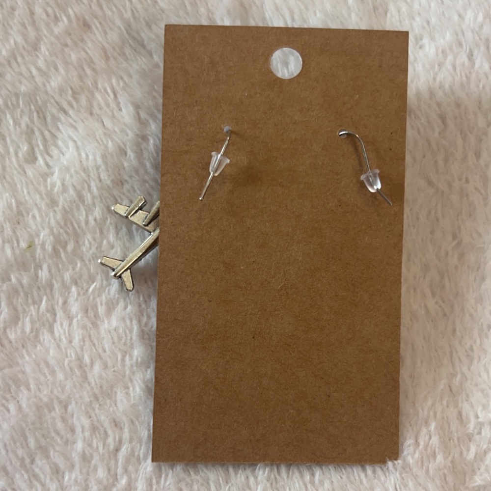 Vintage style airplane ✈️ earrings - Picture 3 of 3